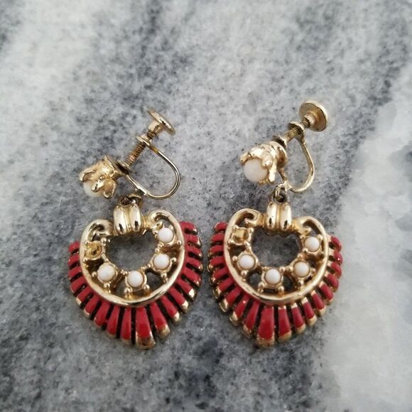 Vintate Retro Red Dangle Clip On Earrings, Screw Back, Retro 50s Style, Estate - Picture 4 of 4